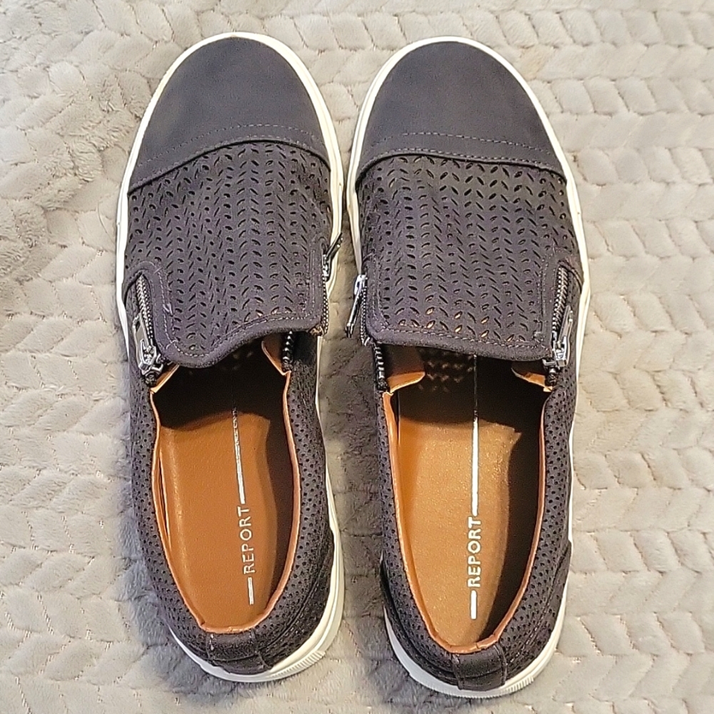 Report slip on sneaker
